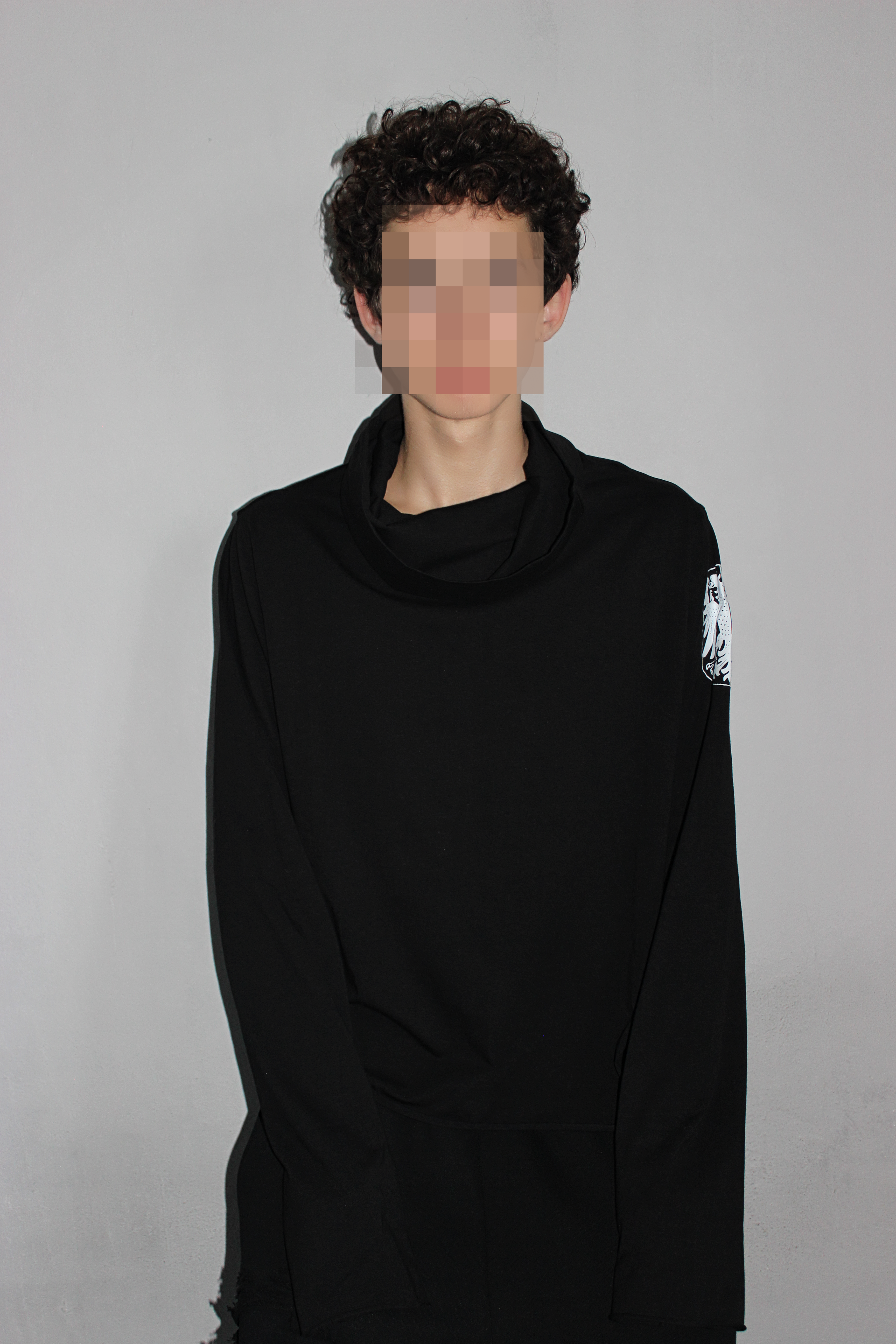 "Nuremberg" long sleeve
