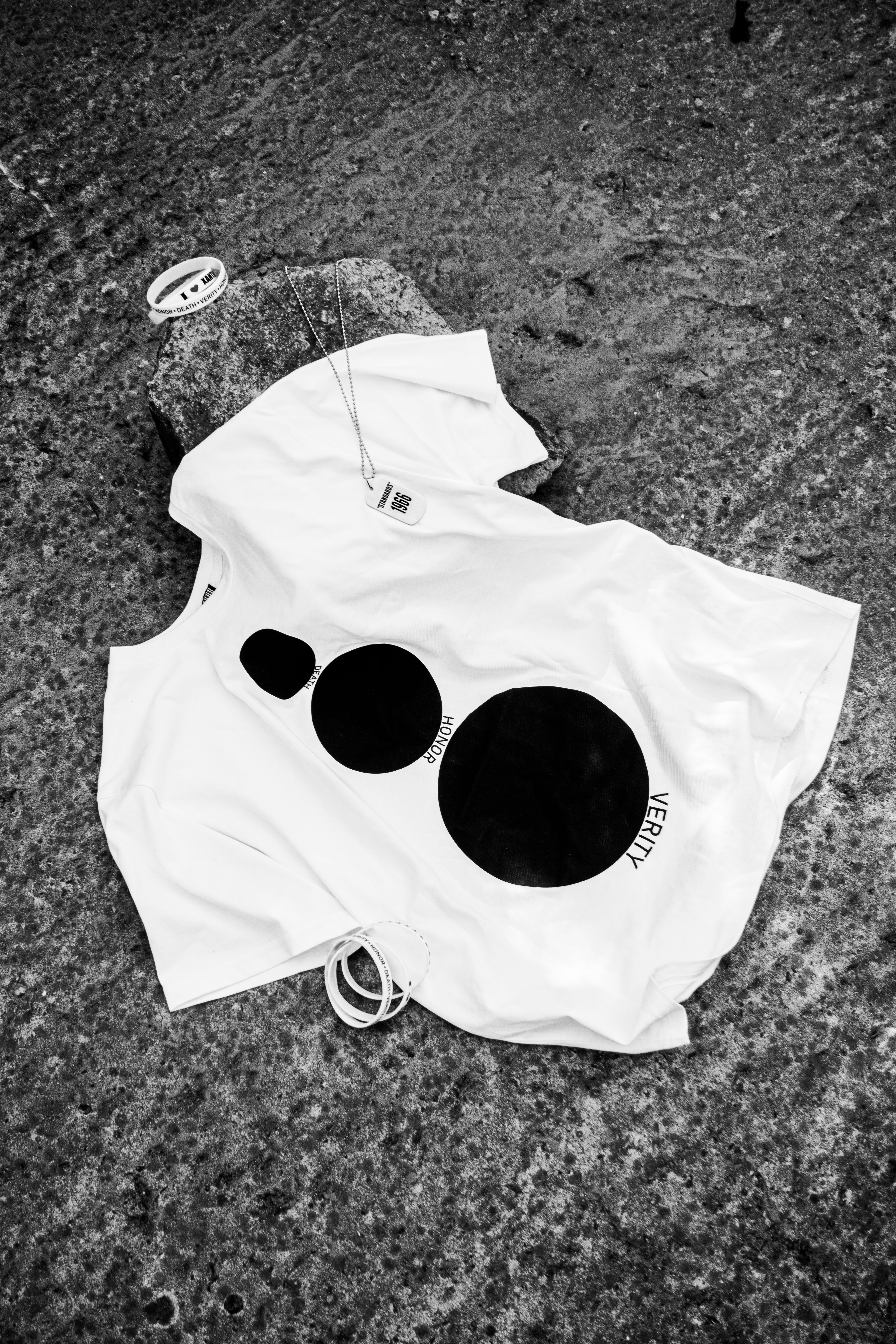 "V.H.D" tee